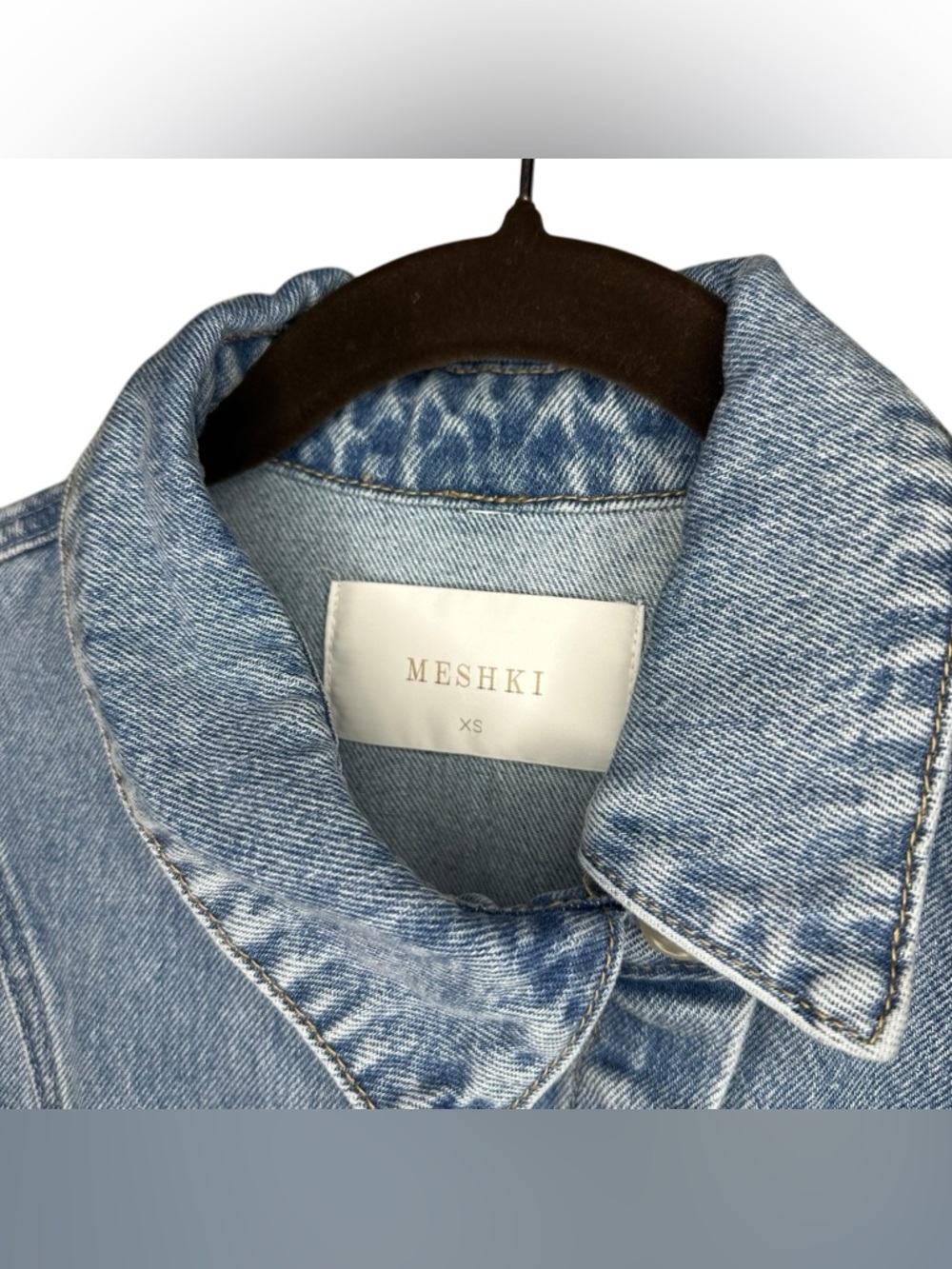 Meshki Light Wash Denim Jacket XS Fitted Button Front 100% Cotton - Picture 9 of 15